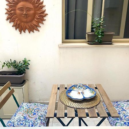 Apartment Alfonzetti-5 Min Walk To Central Train And Bus Station Catania Exteriör bild