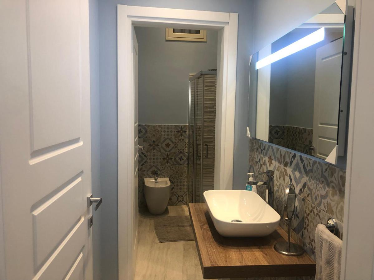 Apartment Alfonzetti-5 Min Walk To Central Train And Bus Station Catania Exteriör bild