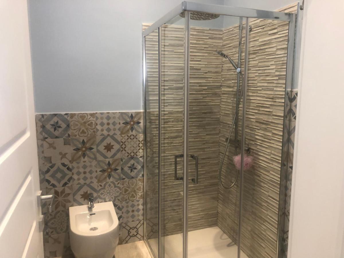 Apartment Alfonzetti-5 Min Walk To Central Train And Bus Station Catania Exteriör bild